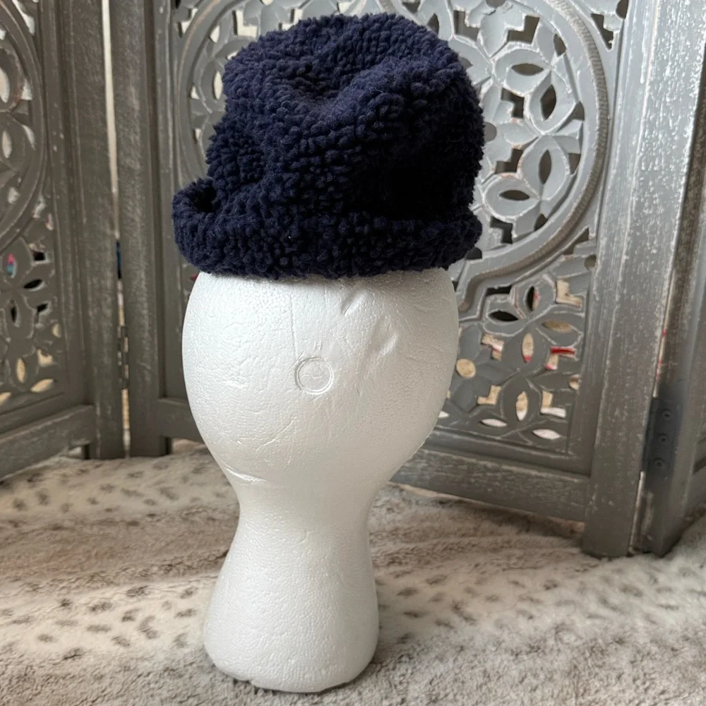 Baby GAP navy teddy bear beanie hat boys 12-18 months Classic Blokecore winter